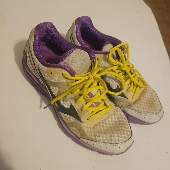 Shoes Mizuno Womens Size W75 Wave Rider 17 Running Shoes White